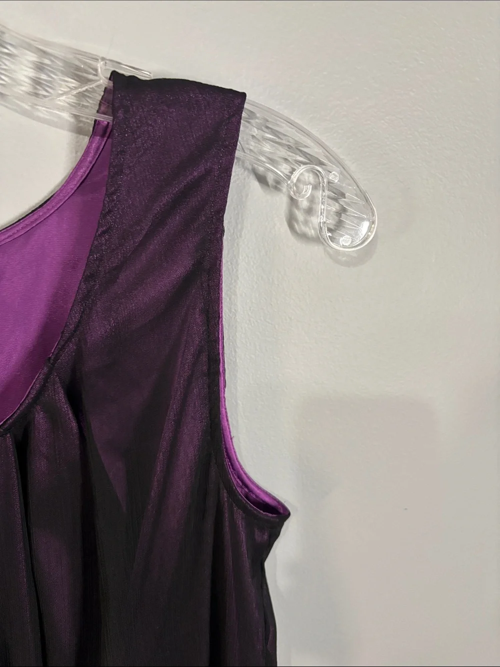 SimplyVera Vera wang dress women’s size small purple two-tone sheer‎ overlay